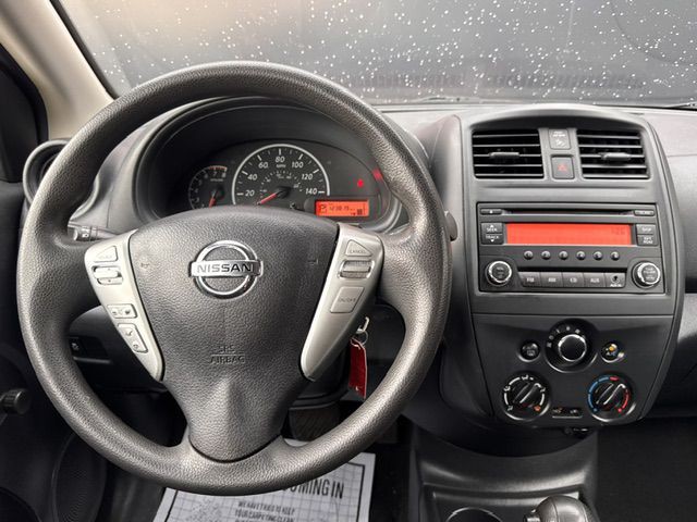 2016 Nissan Versa Image 23