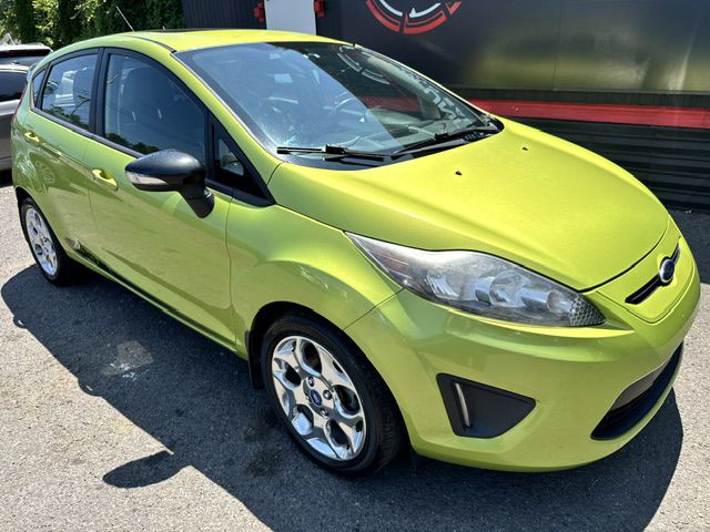 2013 Ford Fiesta Image 5
