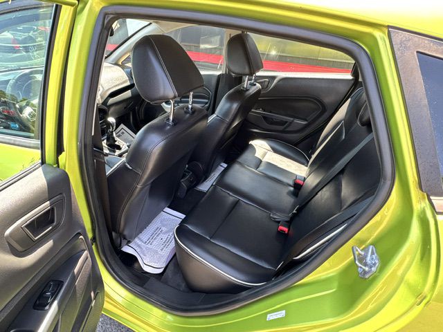 2013 Ford Fiesta Image 14