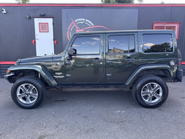 2011 Jeep Wrangler Unlimited Image 3