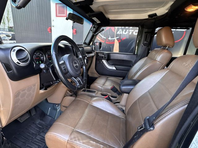 2011 Jeep Wrangler Unlimited Image 11