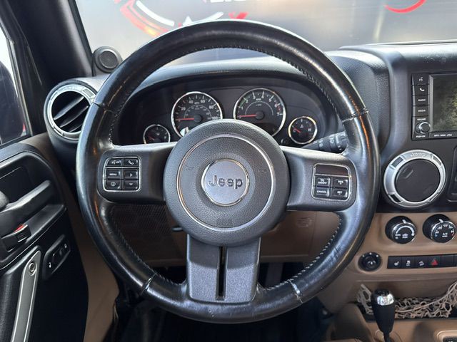2011 Jeep Wrangler Unlimited Image 24