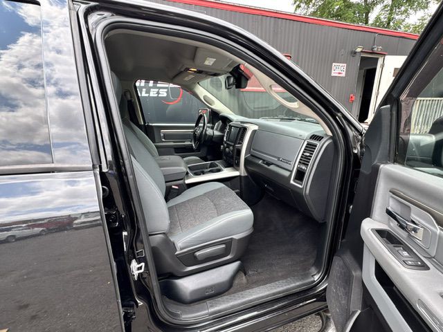 2017 RAM 1500 Image 17