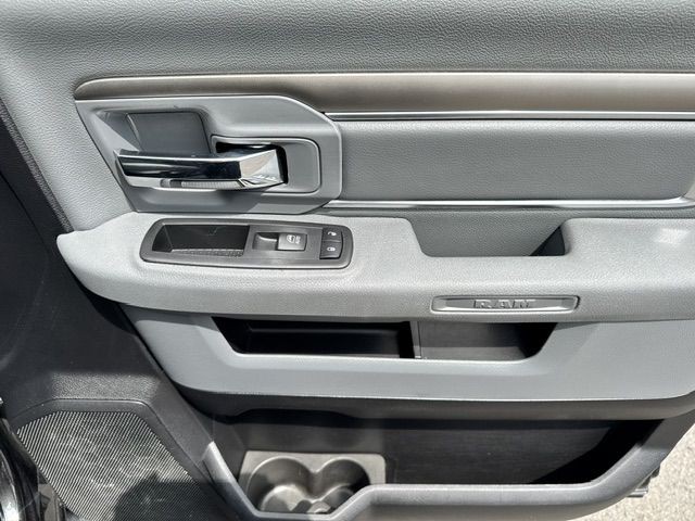 2017 RAM 1500 Image 19