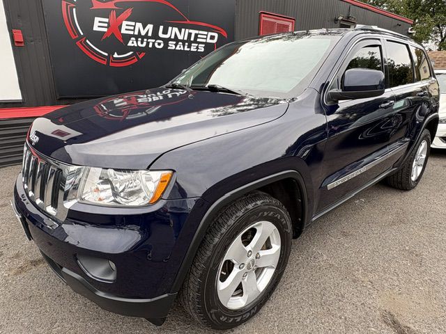 2012 Jeep Grand Cherokee Image 2