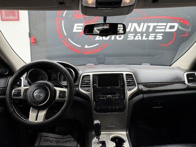 2012 Jeep Grand Cherokee Image 17