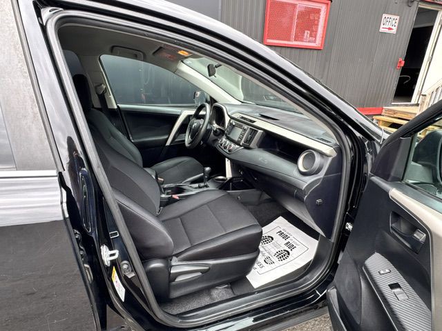 2015 Toyota Rav4 Image 14