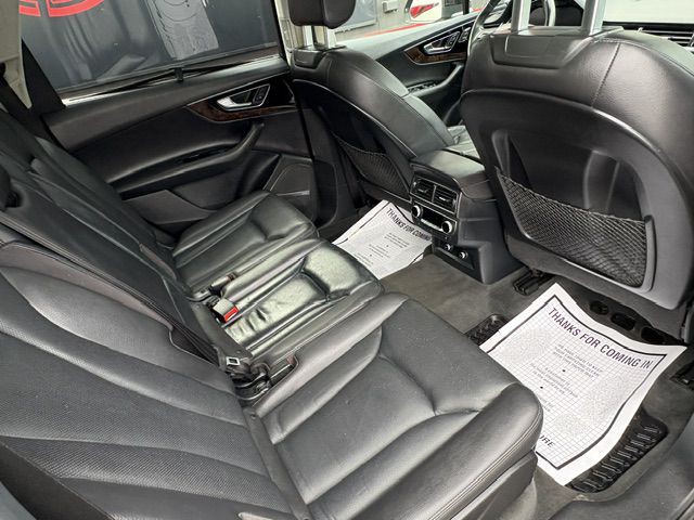 2018 Audi Q7 Image 17