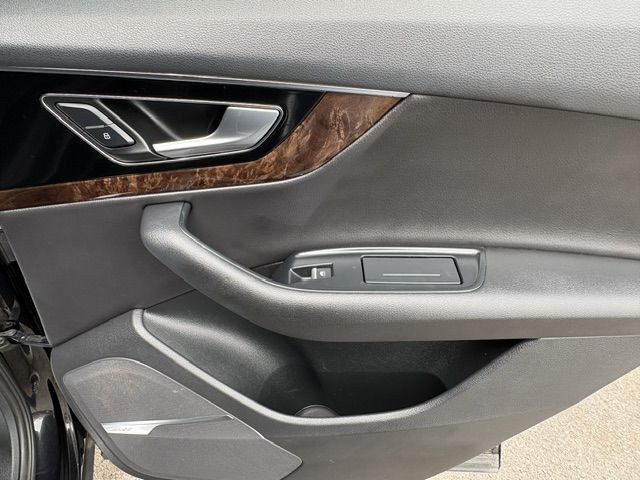 2018 Audi Q7 Image 19