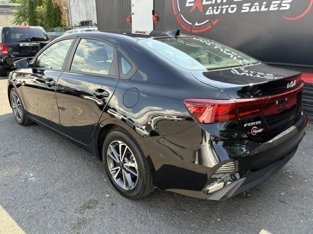 2023 Kia Forte Image 4