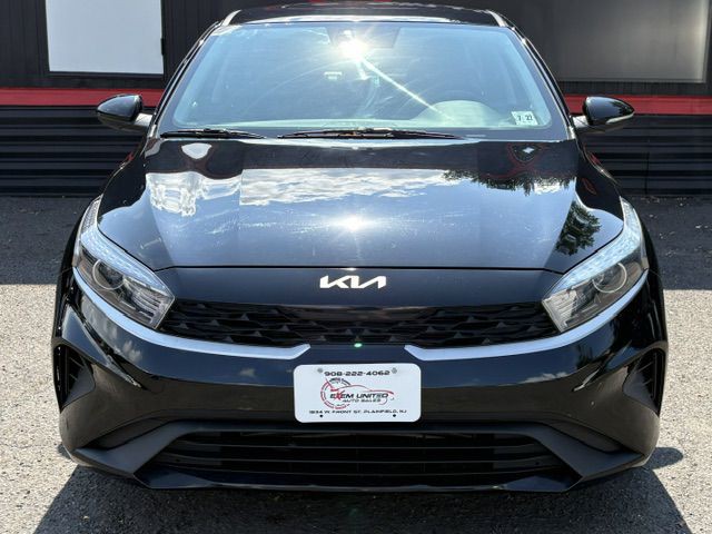 2023 Kia Forte Image 8