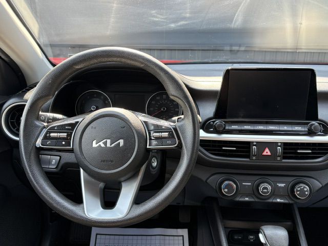 2023 Kia Forte Image 24