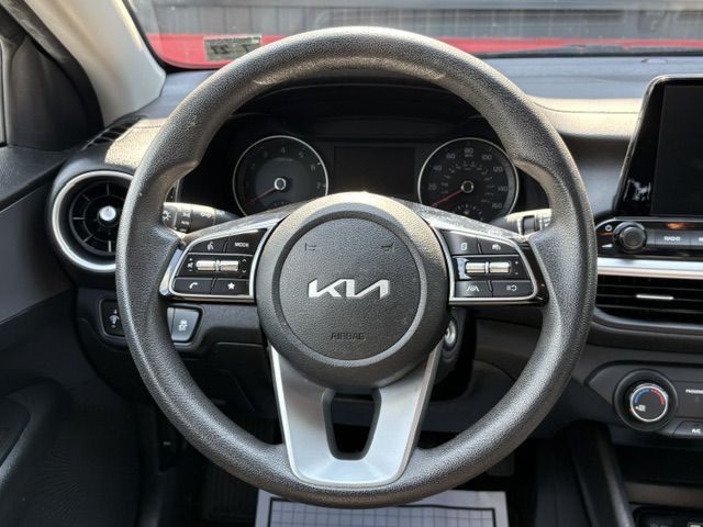 2023 Kia Forte Image 25