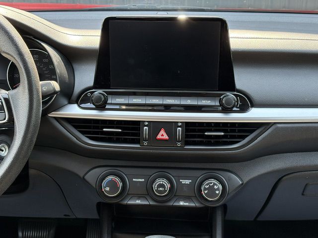 2023 Kia Forte Image 26