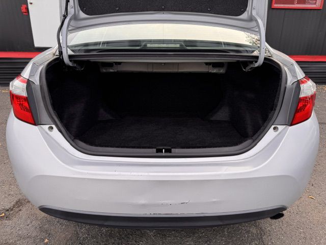 2014 Toyota Corolla Image 5