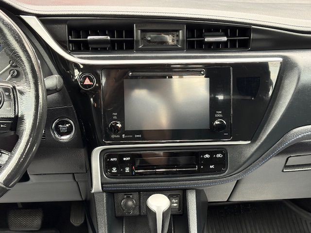 2018 Toyota Corolla Image 26