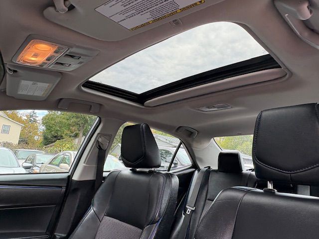 2018 Toyota Corolla Image 27