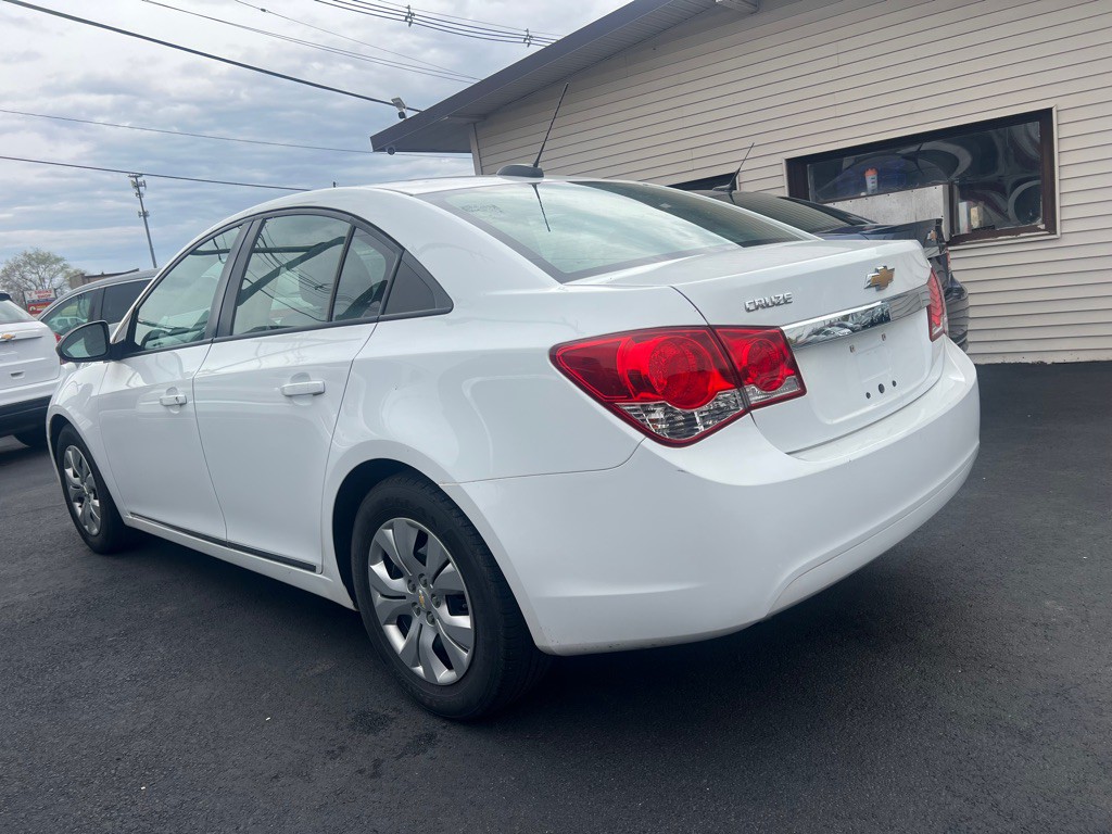 2015 Chevrolet Cruze Image 14