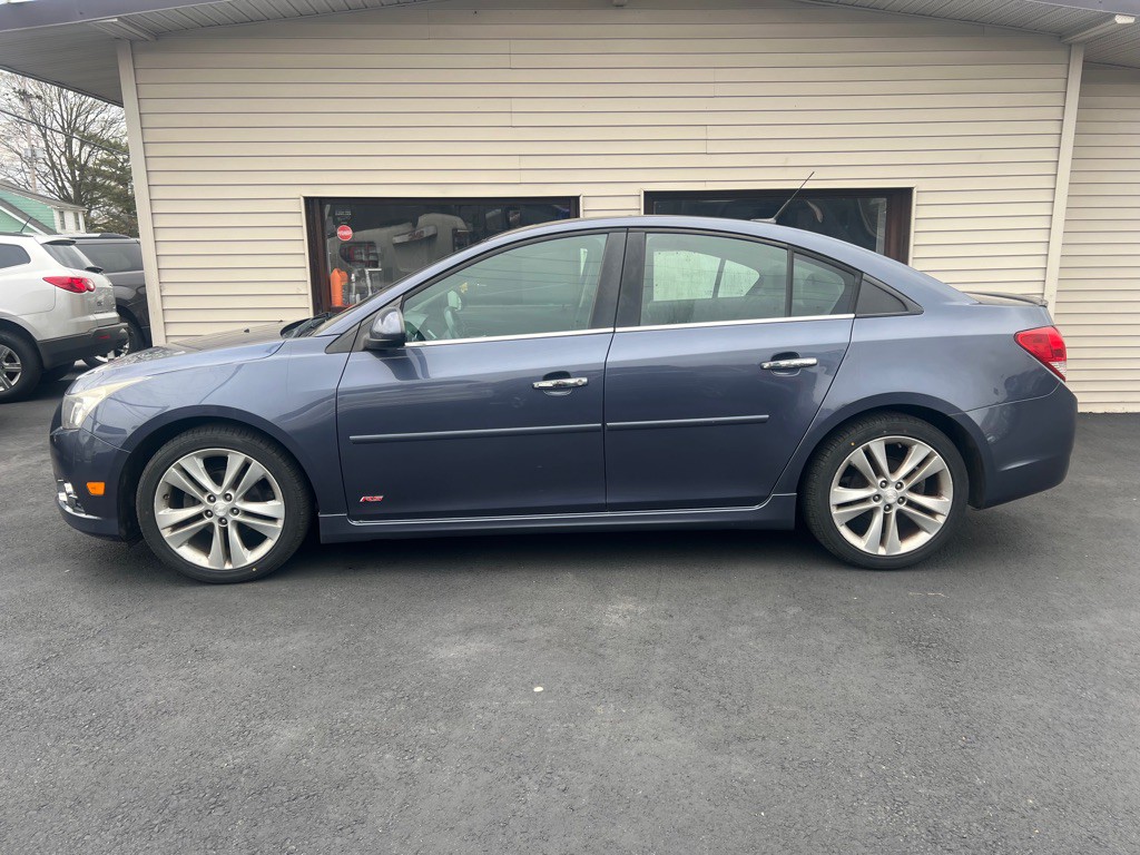2013 Chevrolet Cruze Image 4