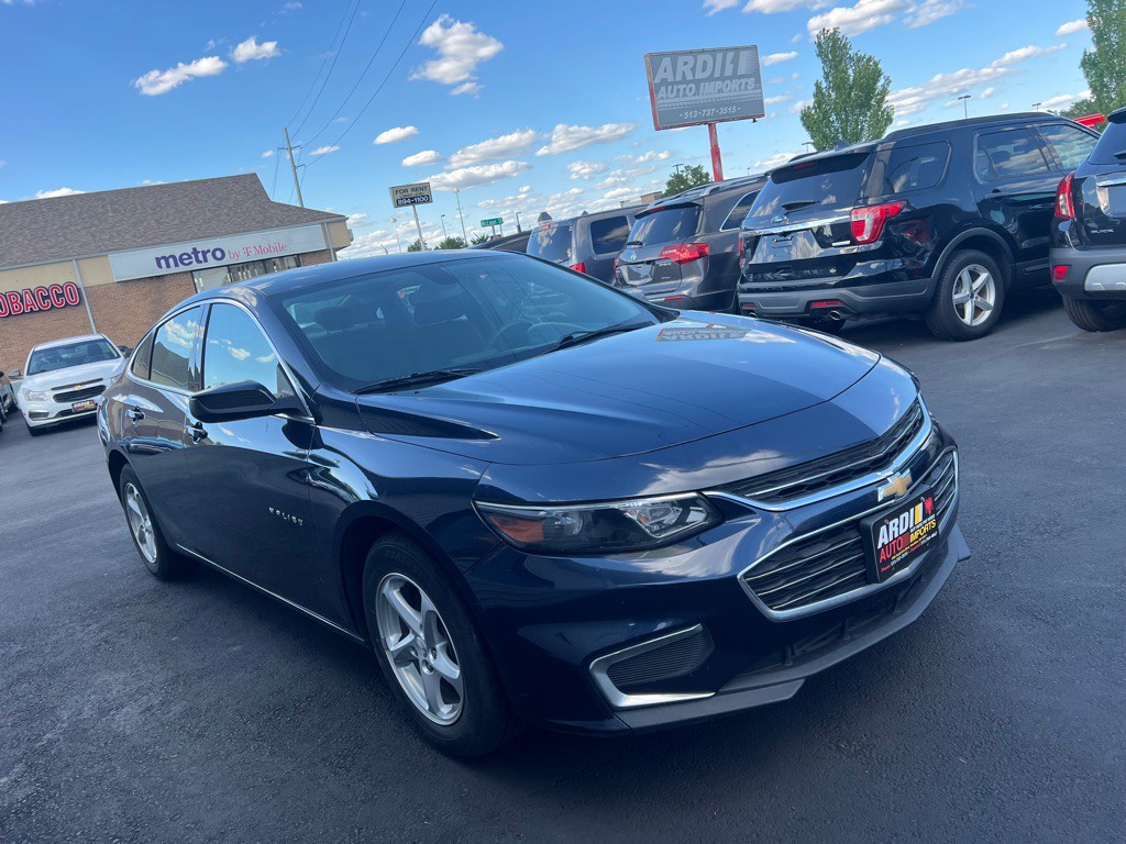 2018 Chevrolet Malibu Image 3