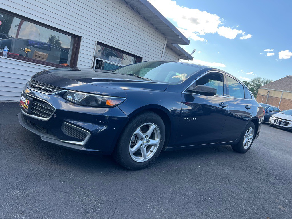 2018 Chevrolet Malibu Image 4