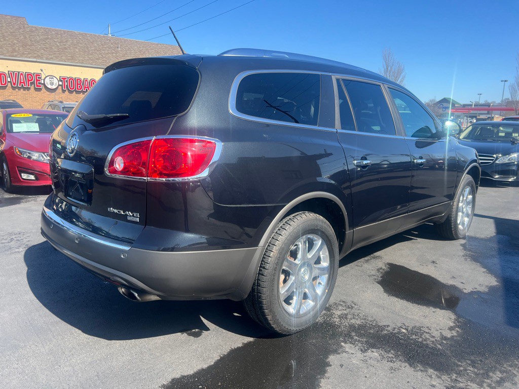 2010 Buick Enclave Image 18