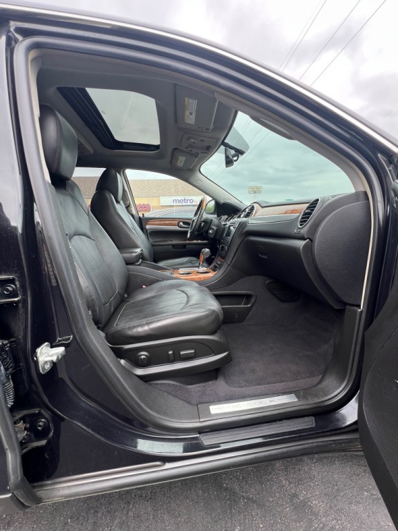 2010 Buick Enclave Image 14