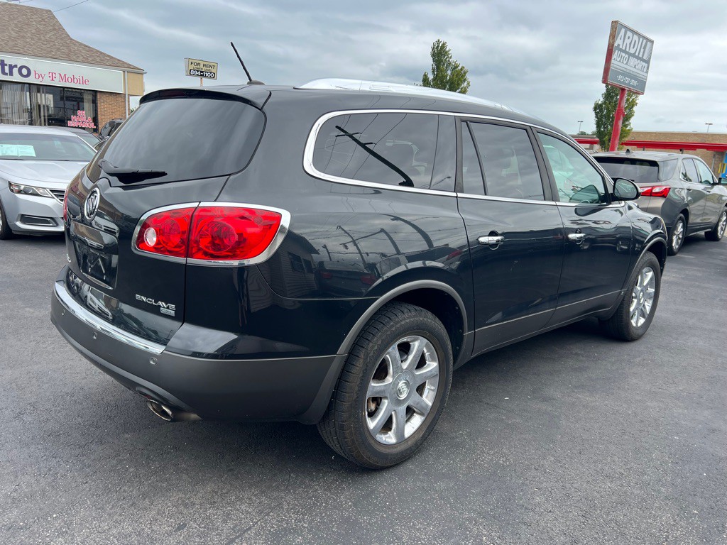 2010 Buick Enclave Image 18