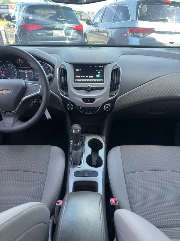 2017 Chevrolet Cruze Image 11