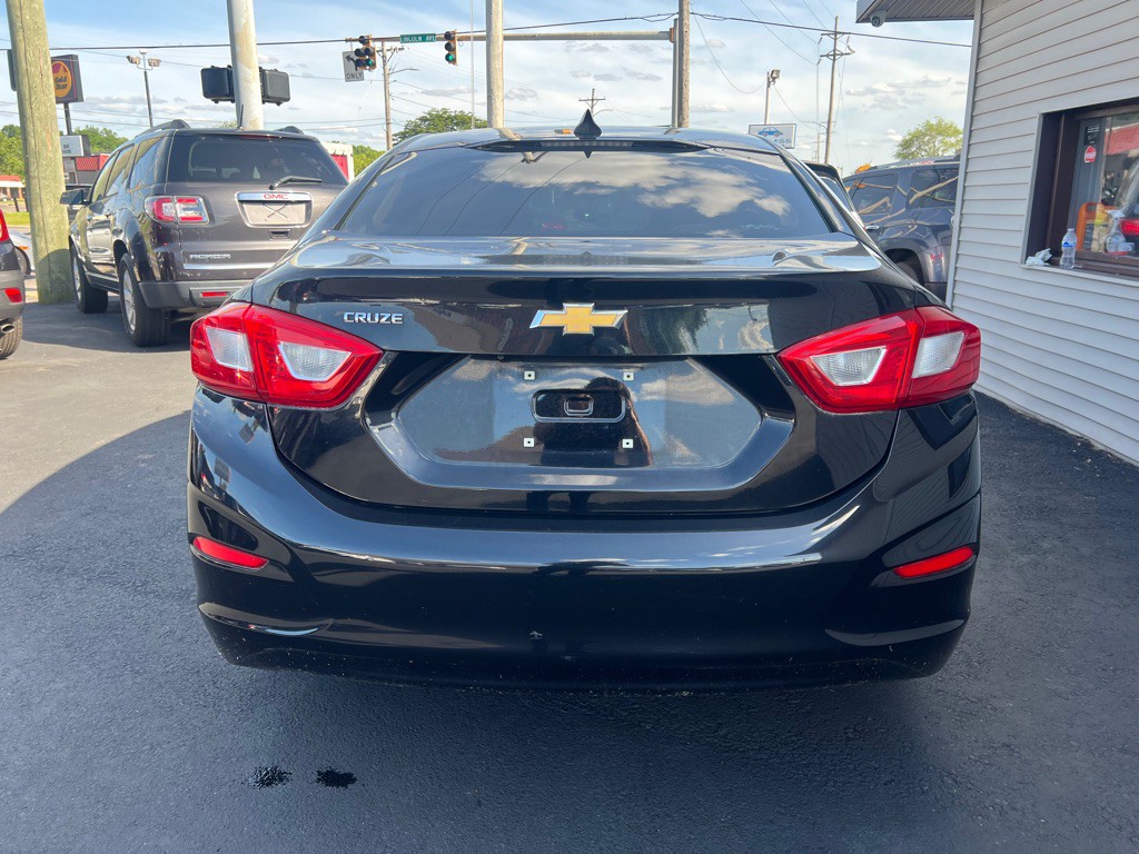 2017 Chevrolet Cruze Image 16