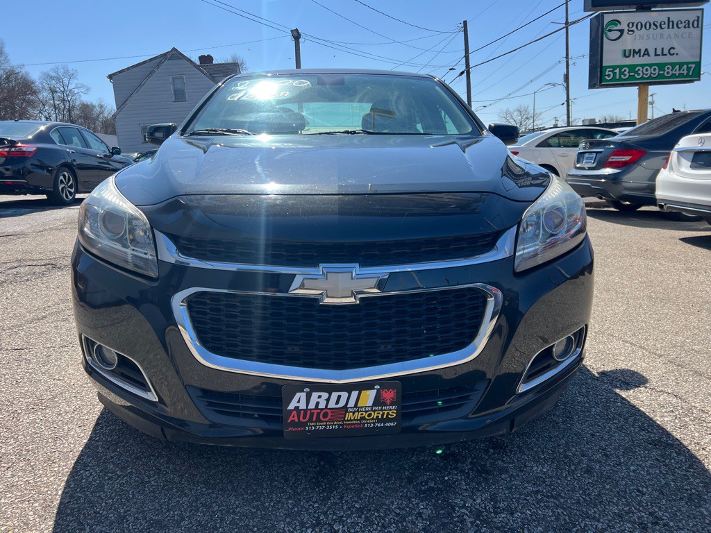 2014 Chevrolet Malibu Image 1