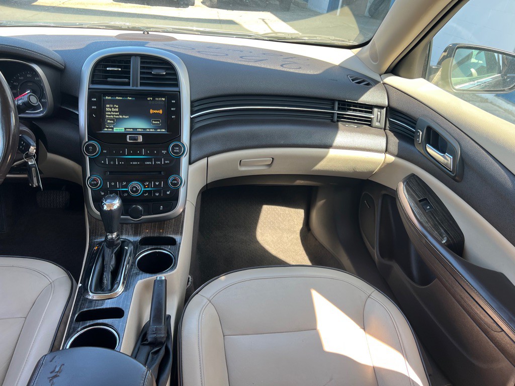 2014 Chevrolet Malibu Image 8