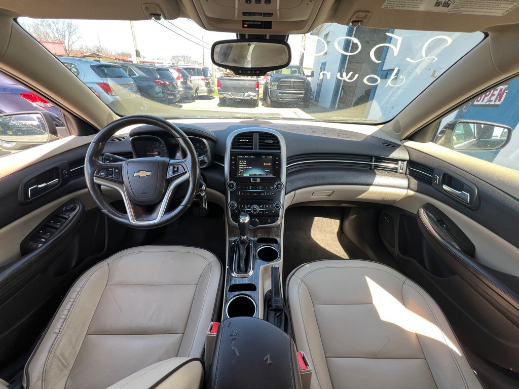 2014 Chevrolet Malibu Image 9