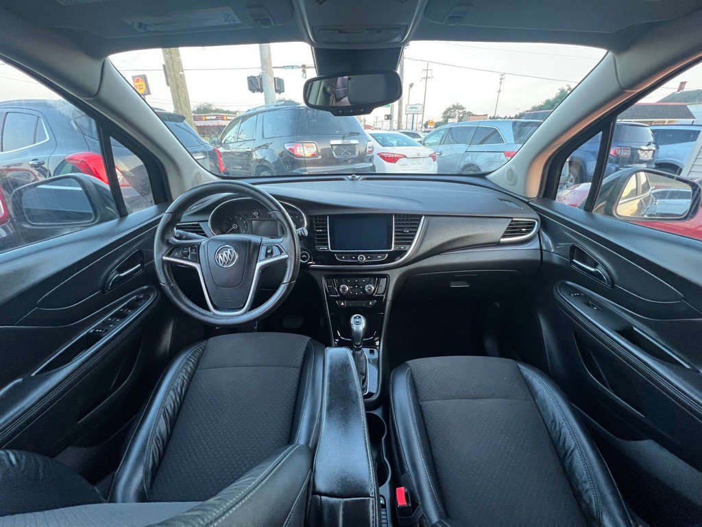 2017 Buick Enclave Image 10