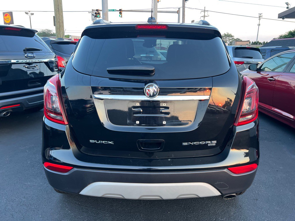 2017 Buick Enclave Image 18