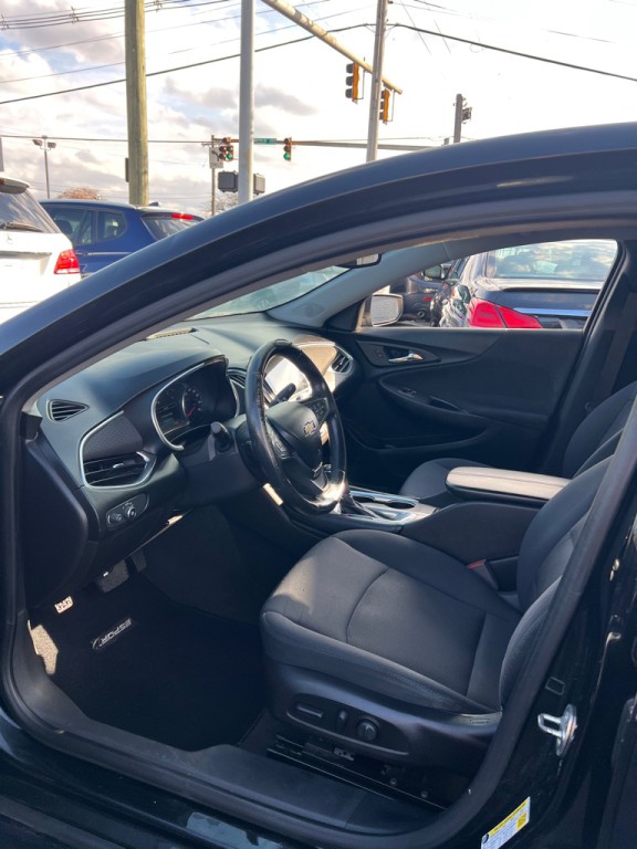 2016 Chevrolet Malibu Image 7