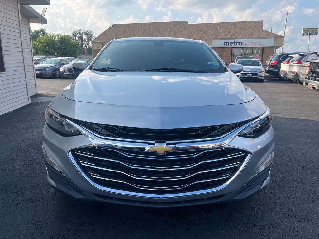 2020 Chevrolet Malibu Image 2