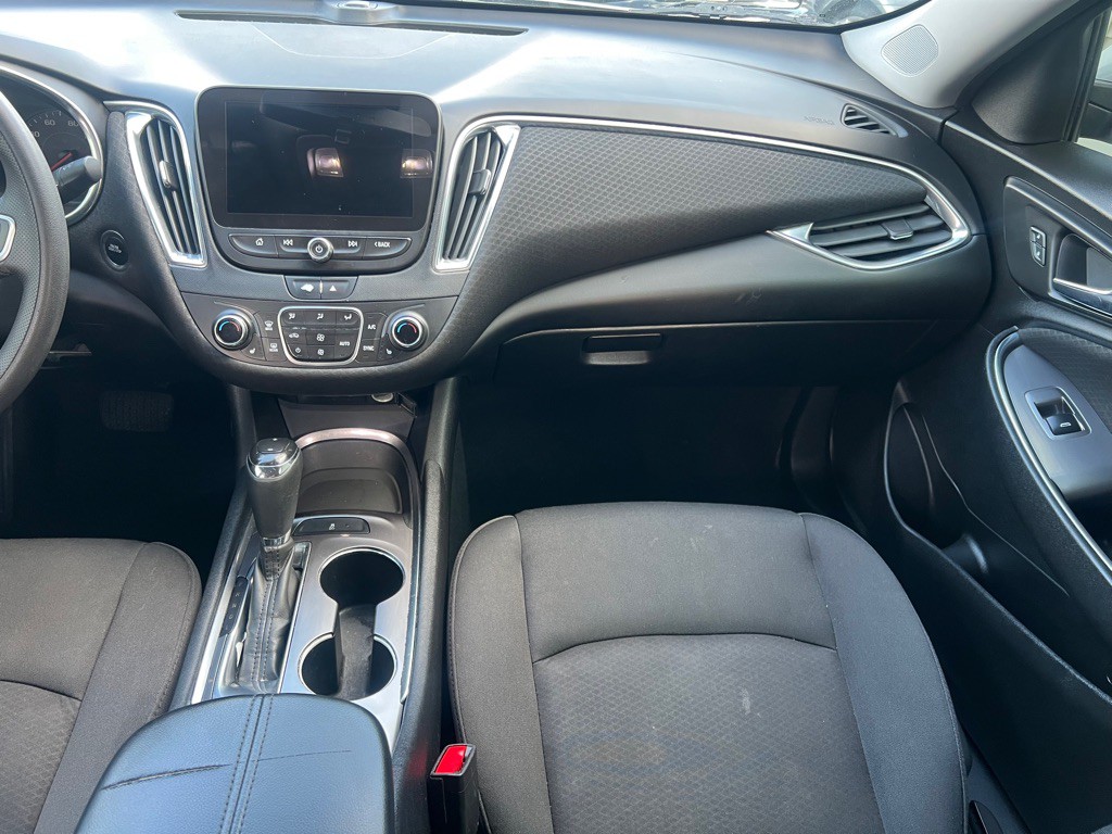 2020 Chevrolet Malibu Image 8