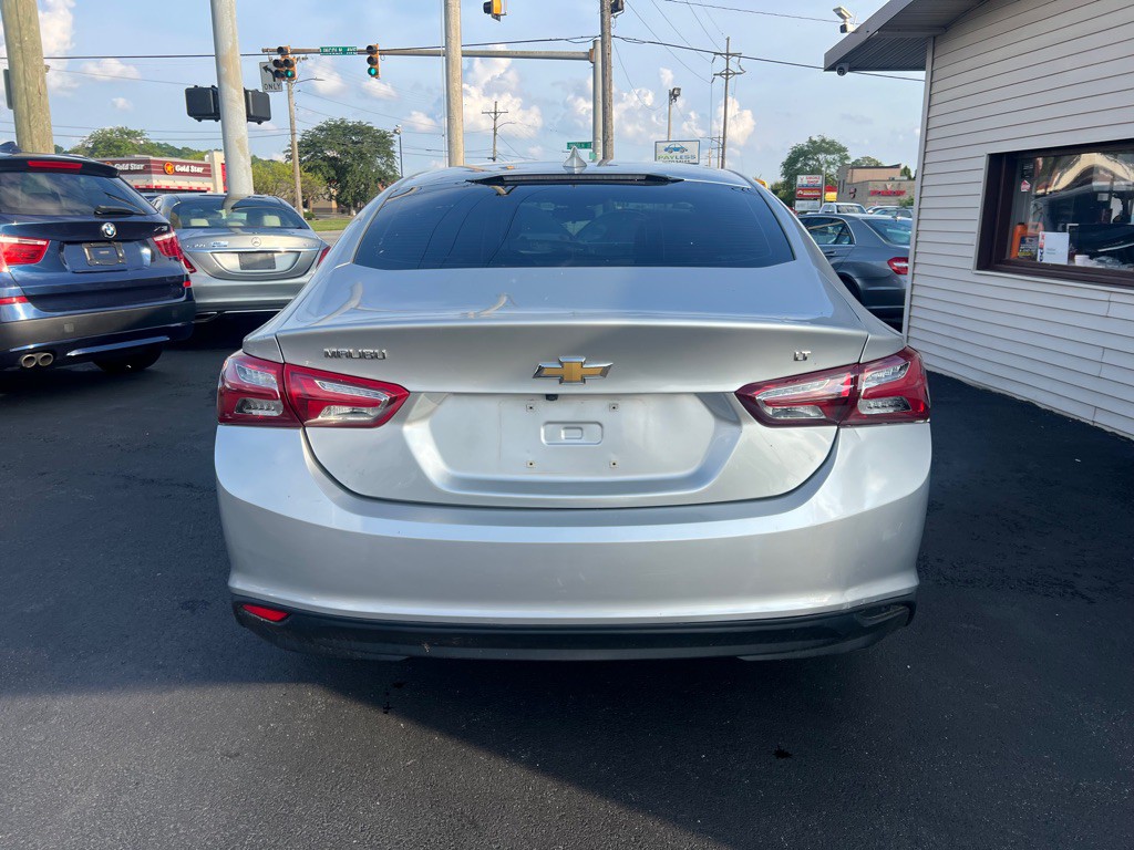 2020 Chevrolet Malibu Image 14