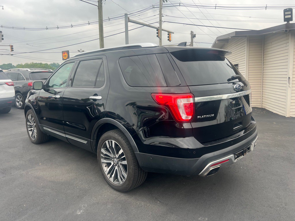 2016 Ford Explorer Image 17