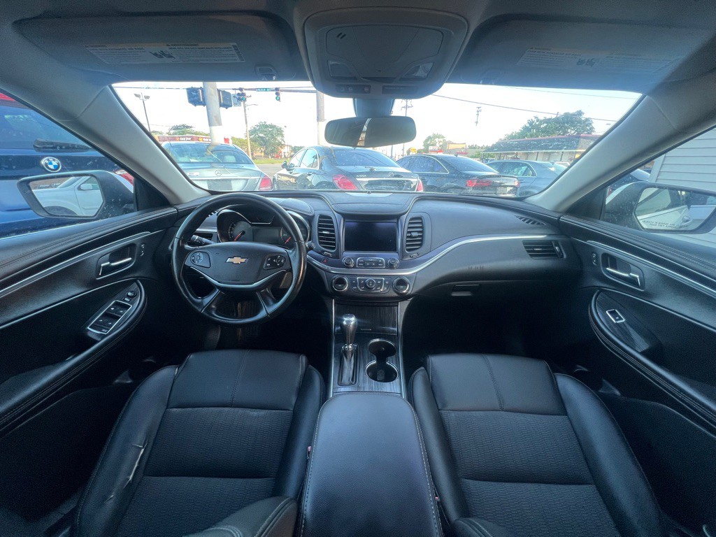 2016 Chevrolet Impala Image 10