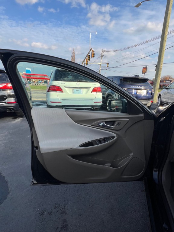 2020 Chevrolet Malibu Image 9