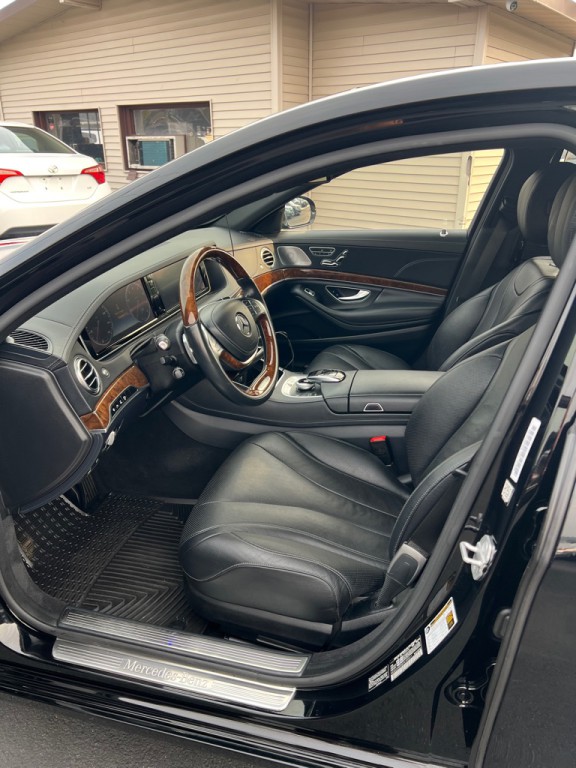 2015 Mercedes-Benz S-Class Image 8