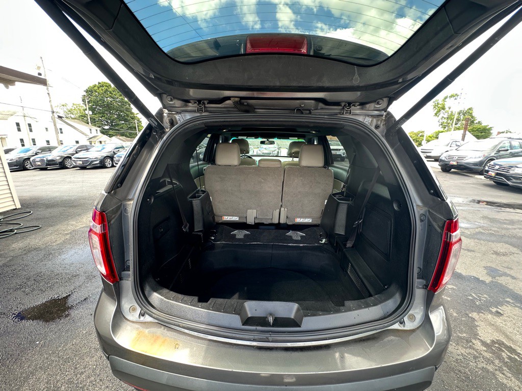 2013 Ford Explorer Image 14