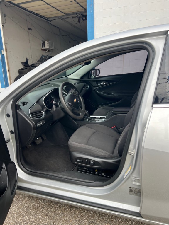 2019 Chevrolet Malibu Image 7