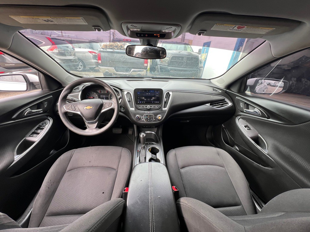 2019 Chevrolet Malibu Image 8