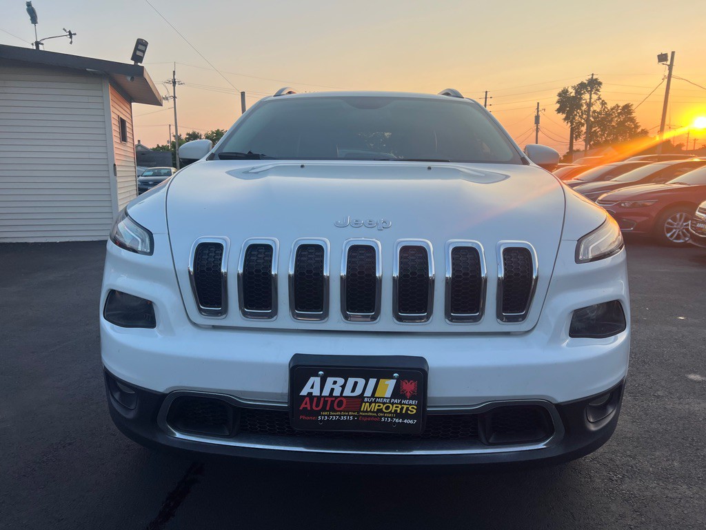 2017 Jeep Cherokee Image 2