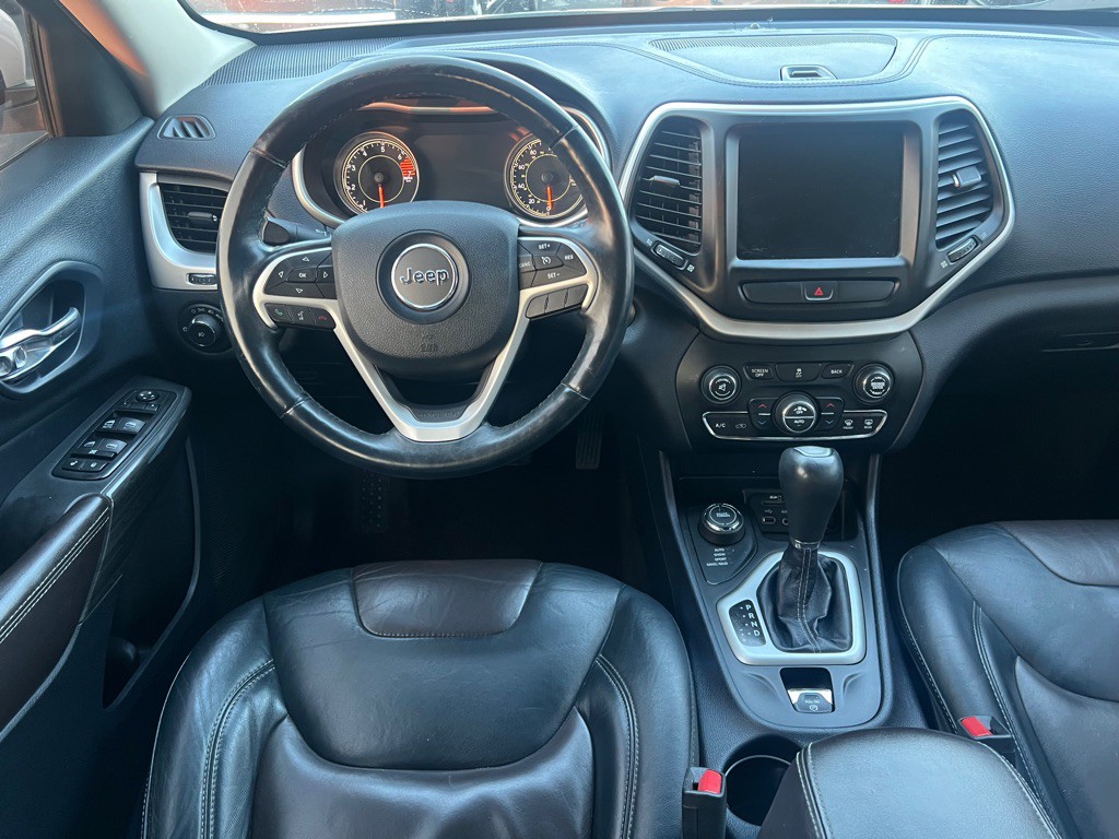 2017 Jeep Cherokee Image 11