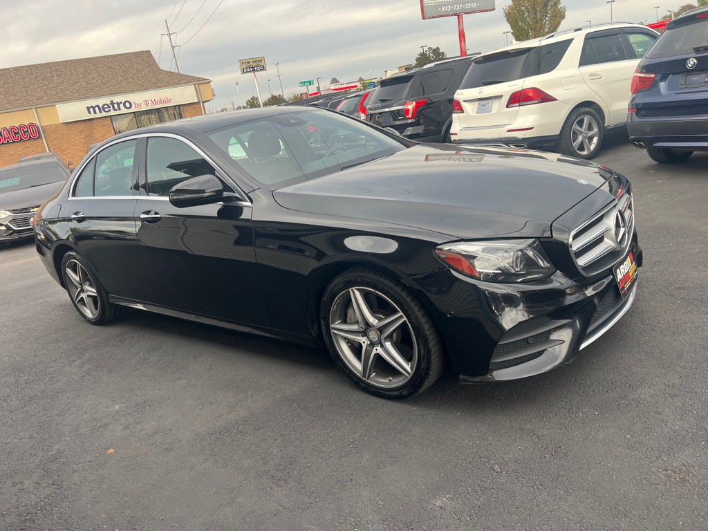 2017 Mercedes-Benz E-Class Image 3