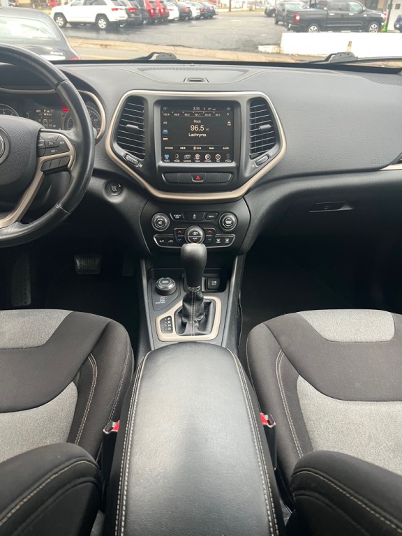 2014 Jeep Cherokee Image 8